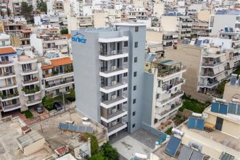 Κατασκευή σύγχρονου κτιρίου minimal αρχιτεκτονικής
