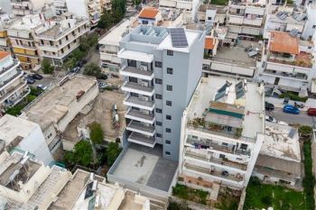 Κατασκευή σύγχρονου κτιρίου minimal αρχιτεκτονικής
